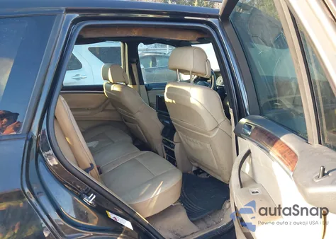 2007 BMW X5 4.8I z USA, uszkodzony, nr VIN 5UXFE83597LZ46185